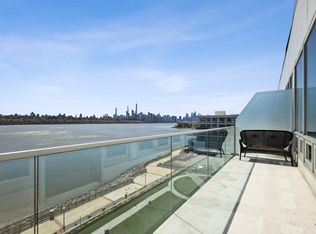 9 Somerset Ln UNIT 605, Edgewater, NJ