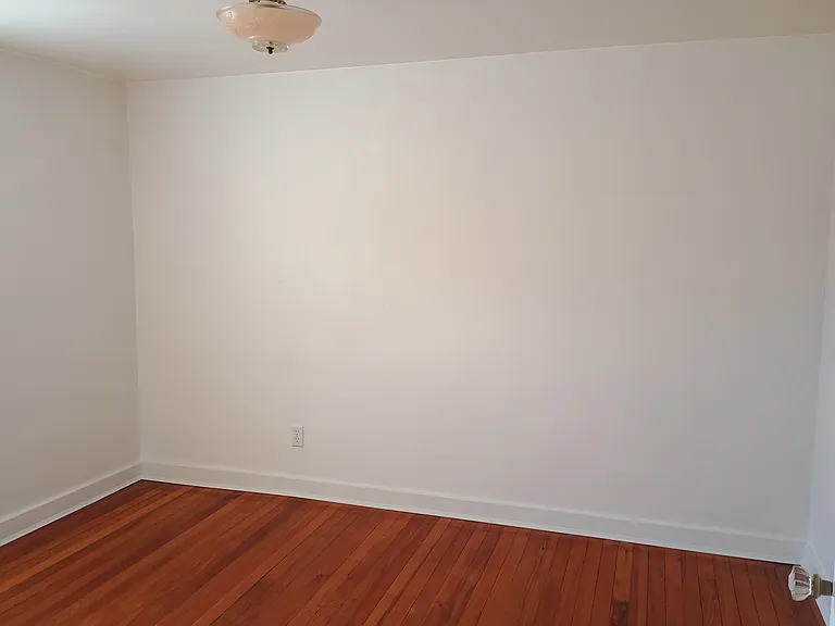 835 Smithfield St — Photo 7