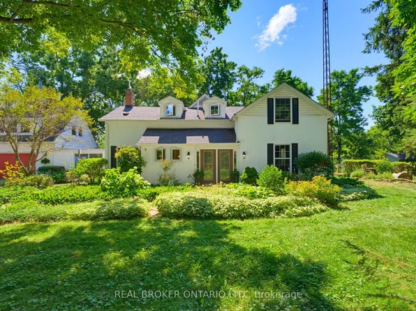 24 Pleasant Ridge Rd, Brant, ON N3T 5L5