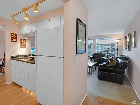 3rd image of 500 Elm Way APT 24