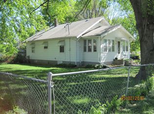 3002 E Madison Ave, Des Moines, IA 50317