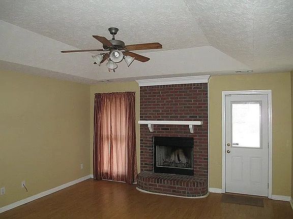 3rd image of 4971 Aaron Dr