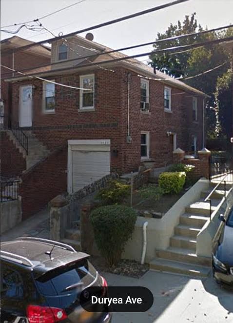 1st image of 3927 Duryea Ave
