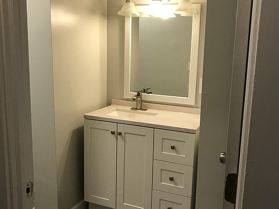 4th image of 16312 Clifton Blvd