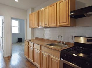 61-13 55th St #2R, Maspeth, NY 11378