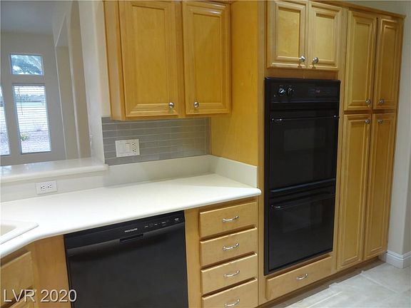 5th image of 10020 Hunter Springs Dr