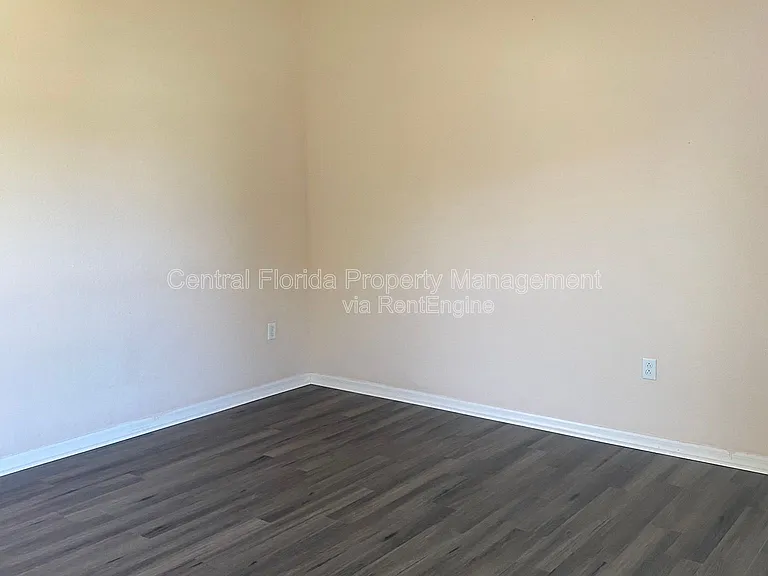 250 Highland Meadows Ct — Photo 10