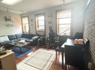 57 Myrtle St #10, Boston, MA 02114
