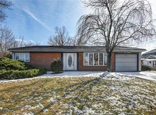 26 Berwick Rd, Kendall Park, NJ 08824