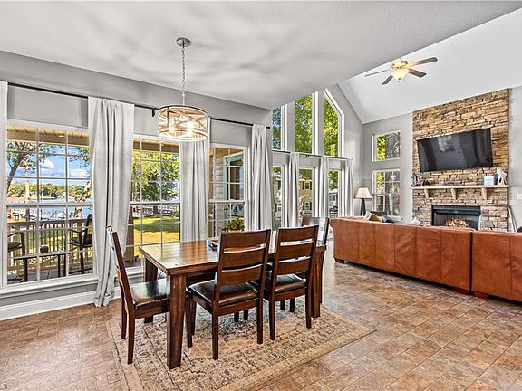 4th image of 340 Sportsman Dr