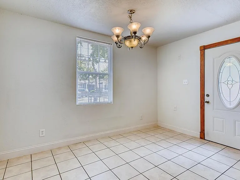 6203 Felix Ave — Photo 5