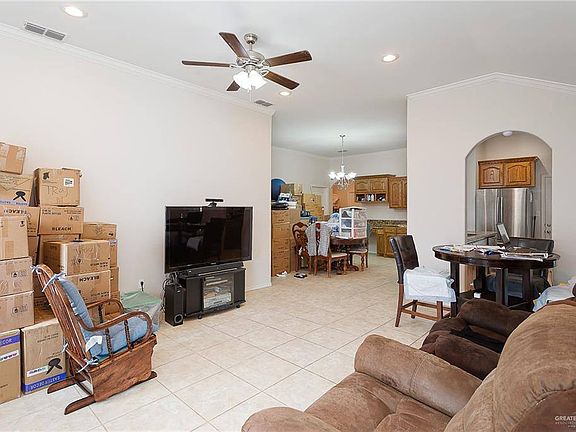 3rd image of 2508 Singletary Dr