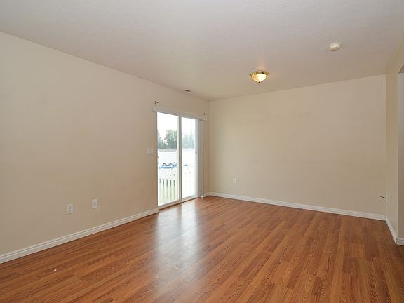 4th image of 3532 E Greenfield Dr