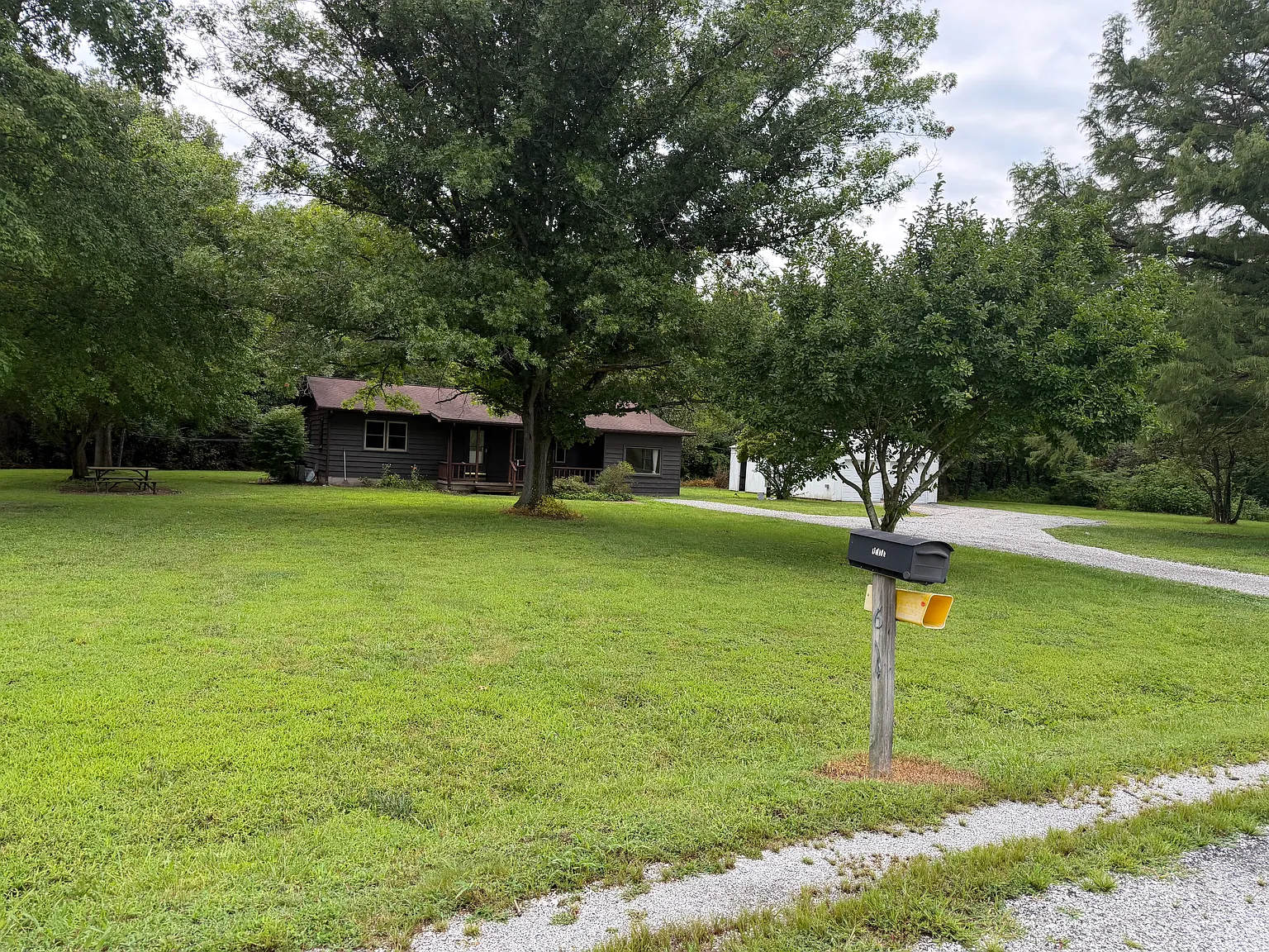 611 Randolph Rd — Photo 2
