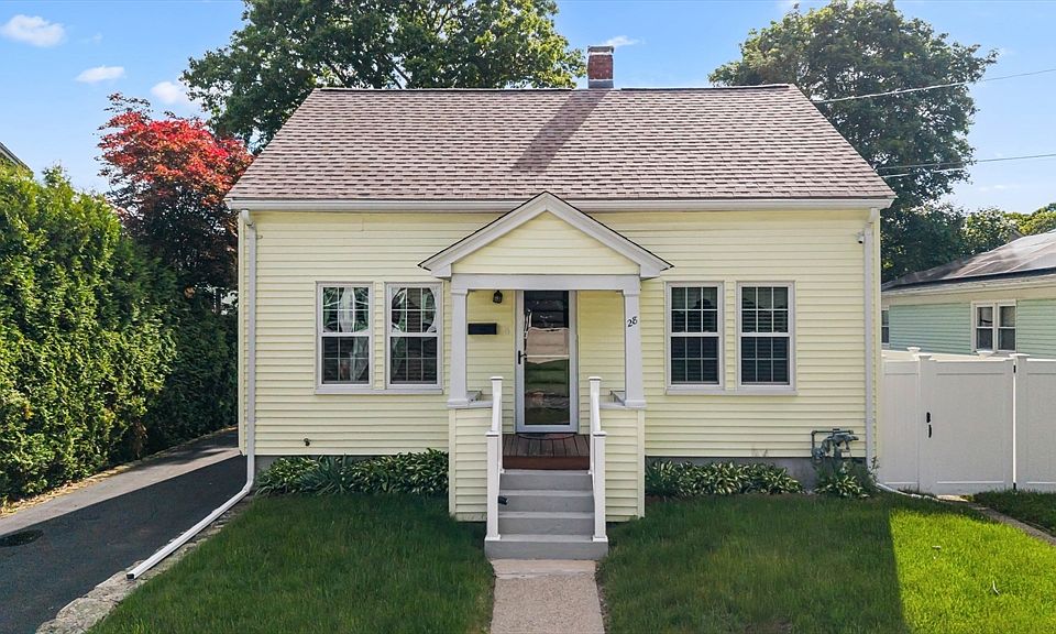 1st image of 28 Spring St