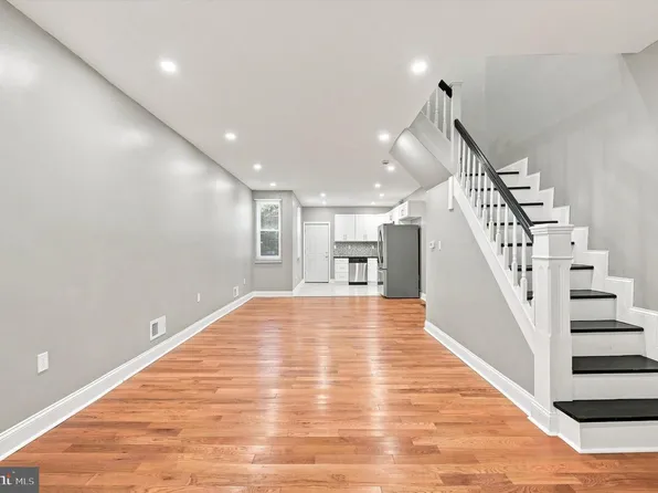 5419 Delancey St, Philadelphia, PA 19143