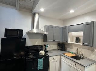 (Undisclosed Address), Woodland Hills, CA 91364