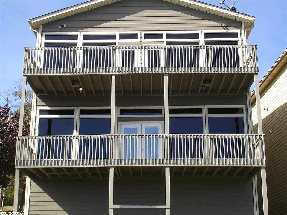 1st image of 110 Hamilton Pl #Peak