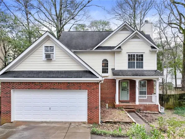 447 Hemlock Dr, Pine Lake, GA 30072