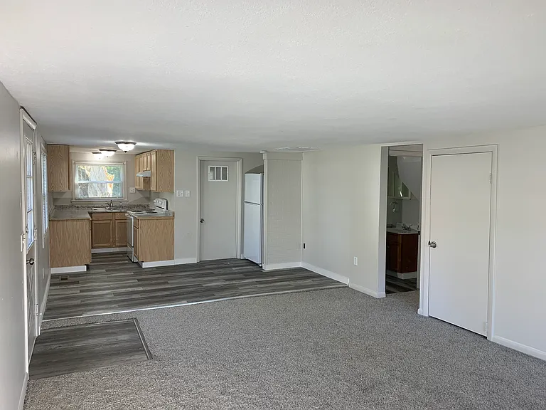 2024 Birkdale Rd — Photo 8