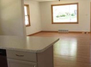 2123 13th St, Peru, IL 61354