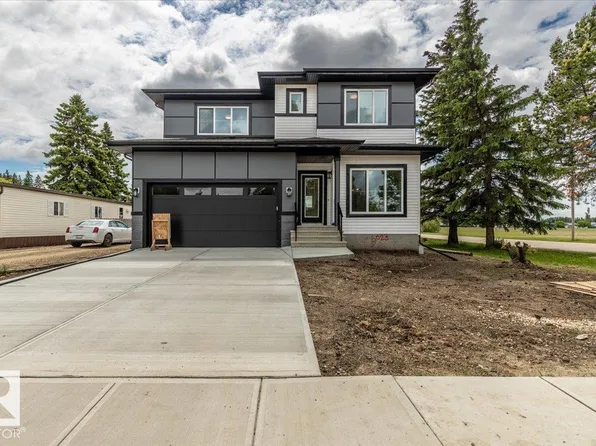 5023 47th Ave, Calmar, AB T0C 0V0