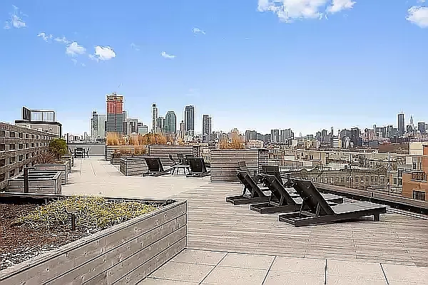 Rented by REAL New York | media 6