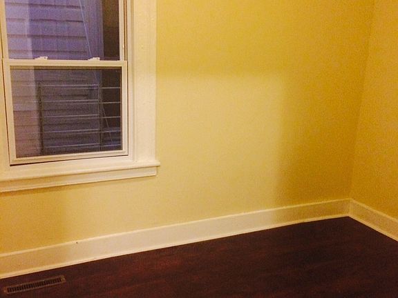 4th image of 262 Davenport Ave #1