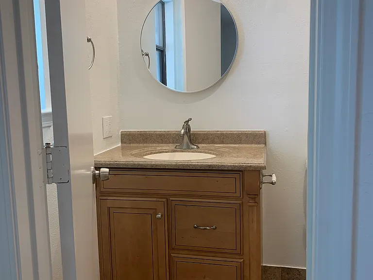 2926 Lake Park Dr — Photo 8