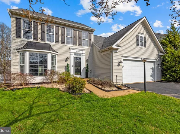 18700 Potomac Station Dr, Leesburg, VA 20176