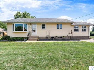 305 Lesueur Ave, Eagle Lake, MN 56024