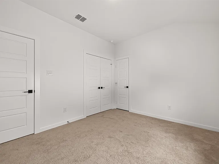 29746 Bur Creek Ln — Photo 42