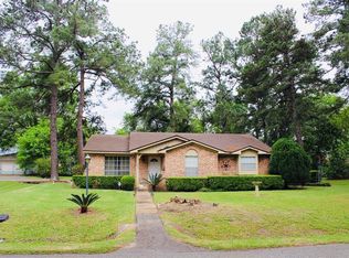 11203 Timber Crest Dr, Houston, TX 77065