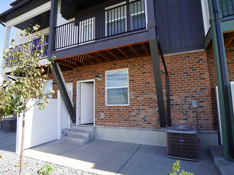 1558 S 150 W — Photo 7