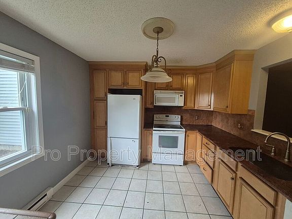 2nd image of 111 Mohican Ave APT 2