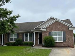 2305 Saddleback Dr #B, Winterville, NC 28590