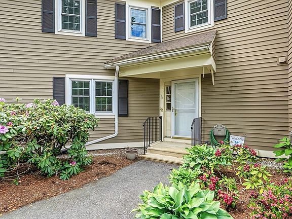 2nd image of 62 Heritage Dr #62