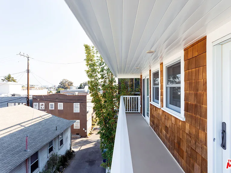 702 Pacific Ave — Photo 28