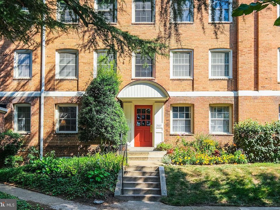 1st image of 2607 Arlington Blvd #49