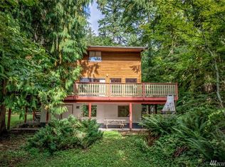 7552 Canyon View Dr, Glacier, WA 98244