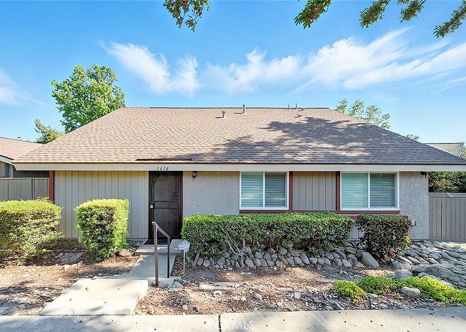 1st image of 1616 Carmel Cir W
