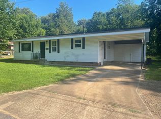 909 Riddell St, Clarksville, AR 72830