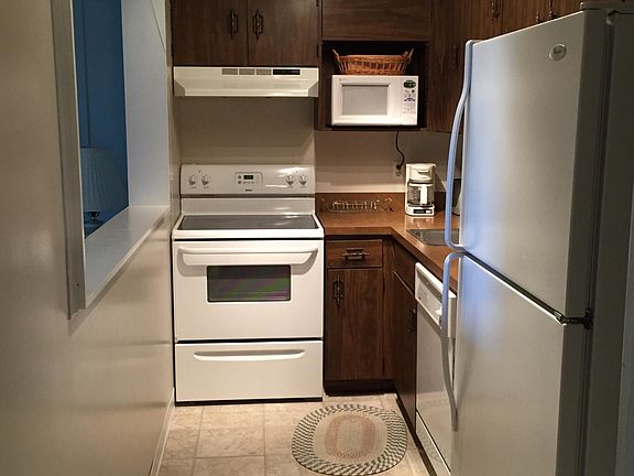 4th image of 2508 Interlaken Dr