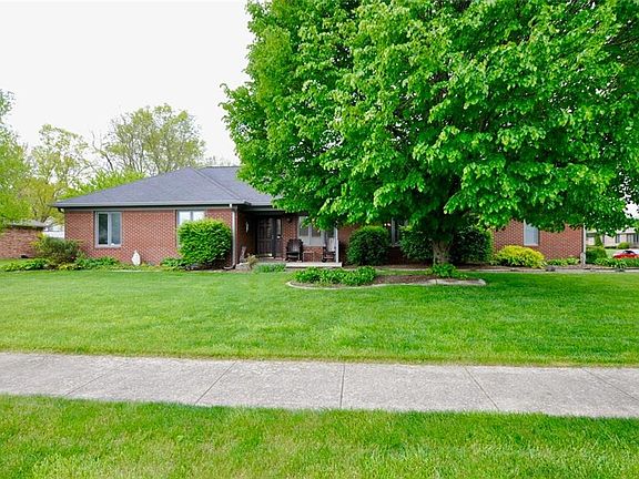 4th image of 1635 Dale Dr