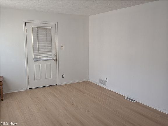 2nd image of 4186 W 143rd St