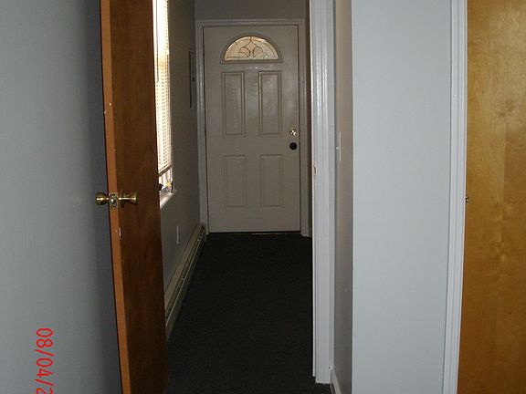 4th image of 10 Pease St