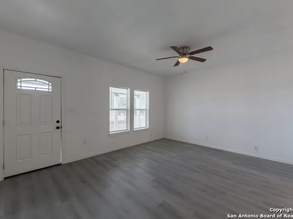 103 S Mittman St, San Antonio, TX 78203