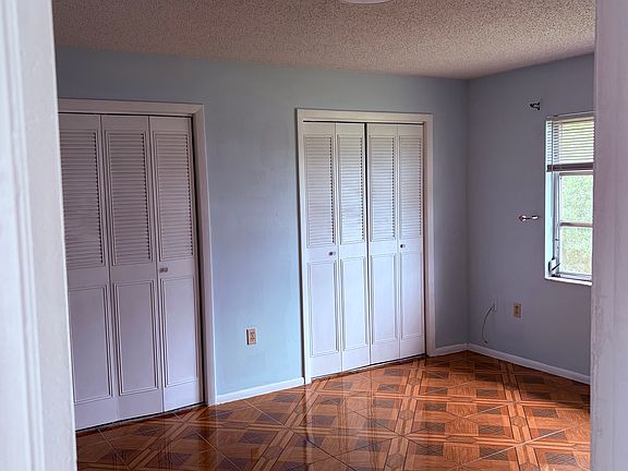 3rd image of 2180 Proctor Rd