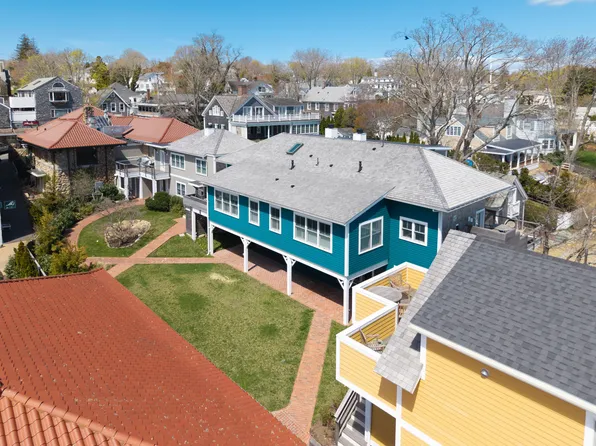 20 Union Court #C, Vineyard Haven, MA 02568