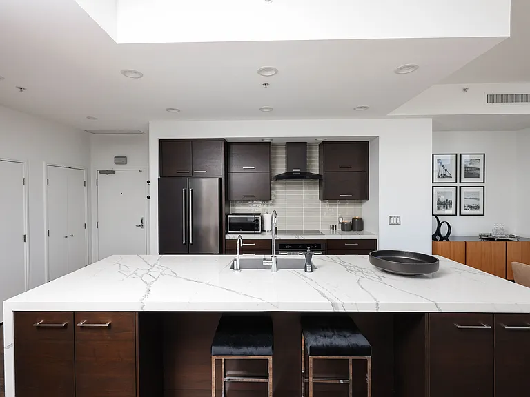 575 Sixth Avenue Trl #1706 — Photo 6
